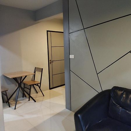 9 Hostel Чиангмай Экстерьер фото