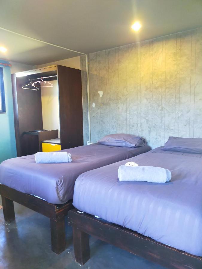 9 Hostel Чиангмай Экстерьер фото
