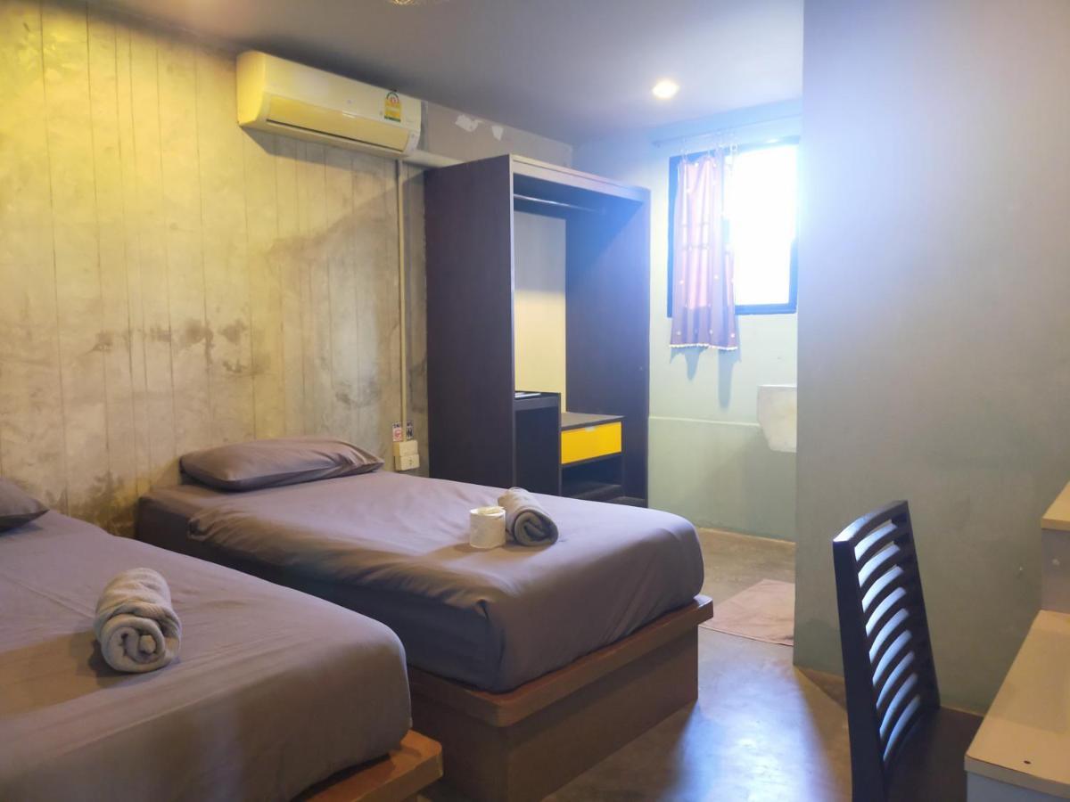 9 Hostel Чиангмай Экстерьер фото