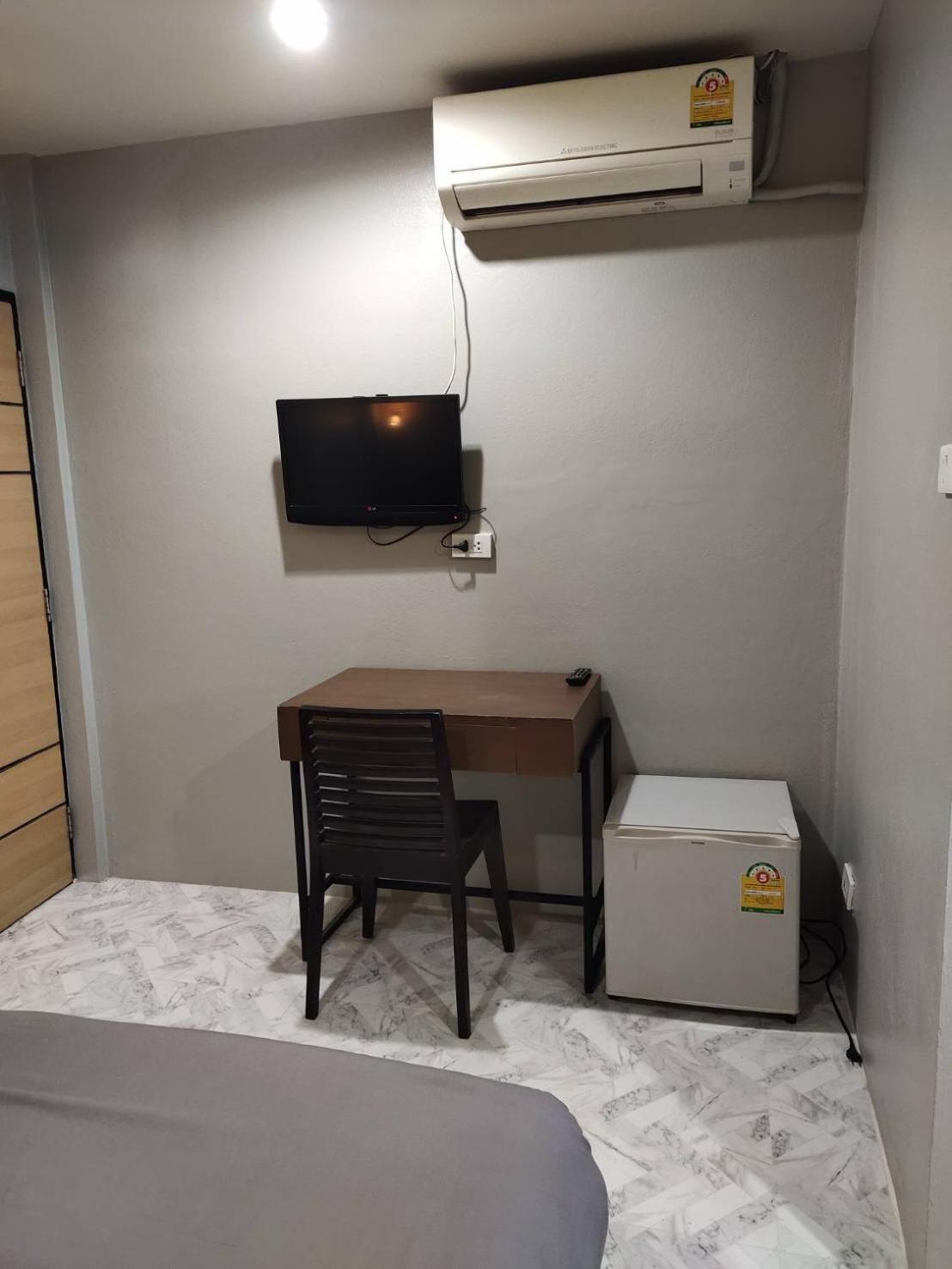 9 Hostel Чиангмай Экстерьер фото