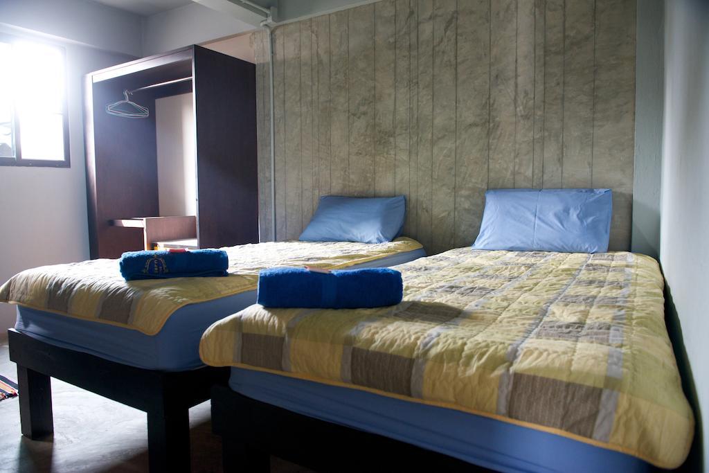 9 Hostel Чиангмай Номер фото