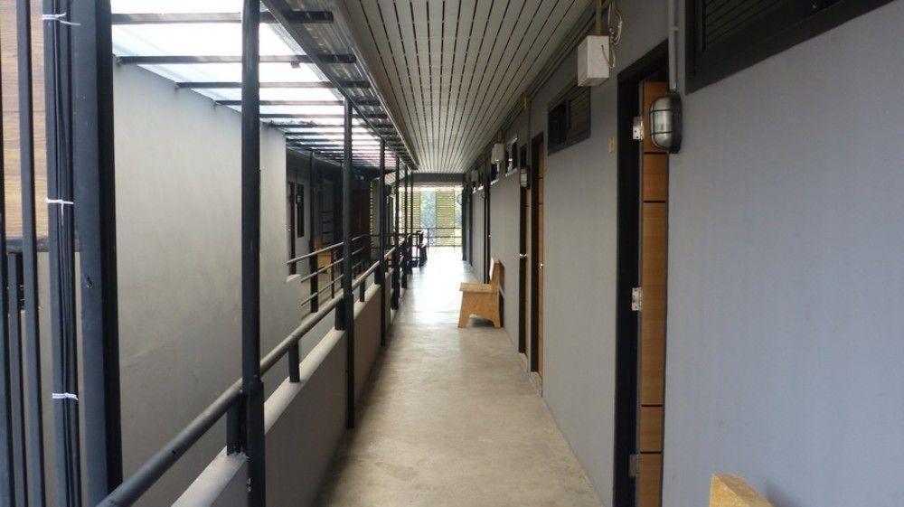 9 Hostel Чиангмай Экстерьер фото