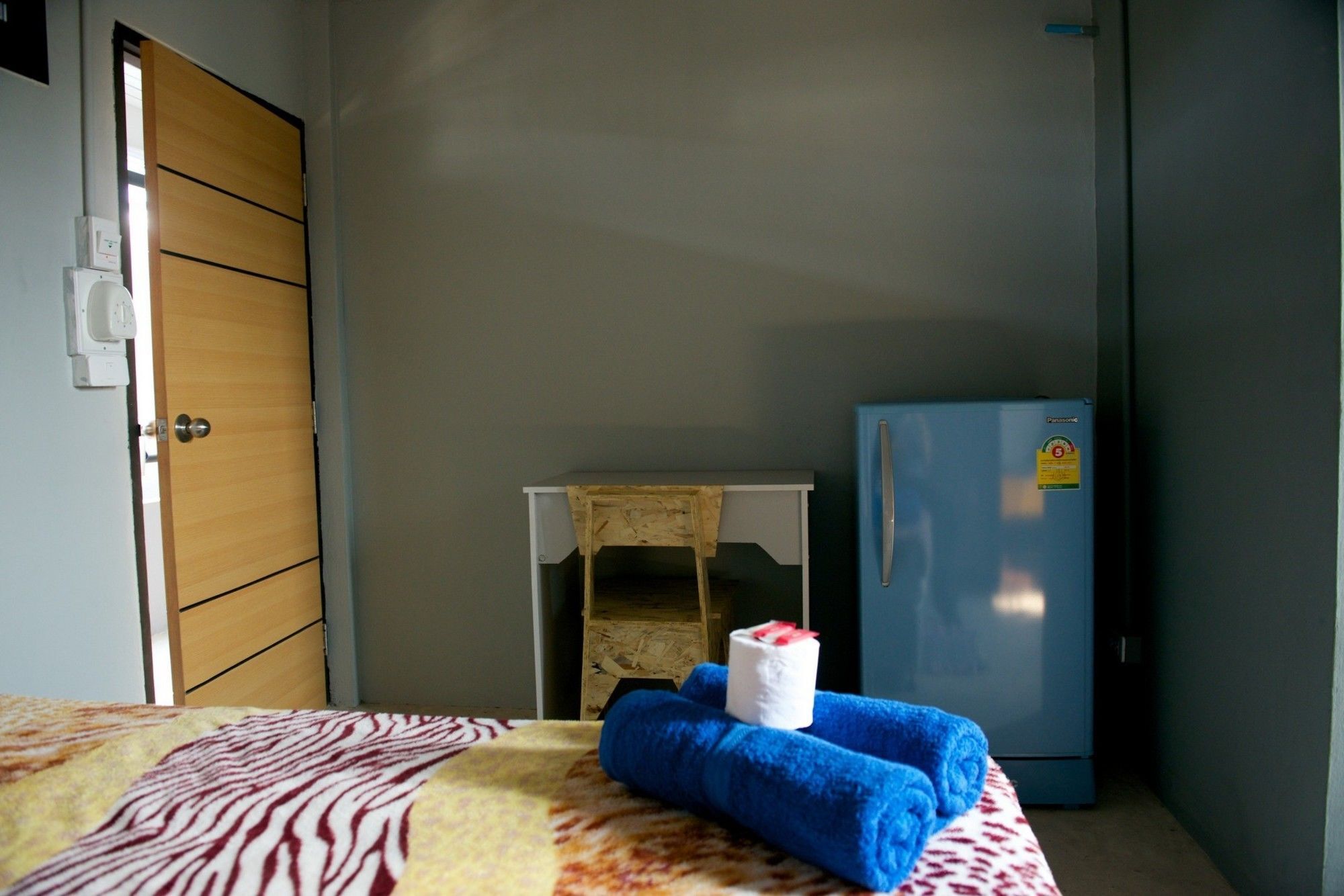 9 Hostel Чиангмай Экстерьер фото